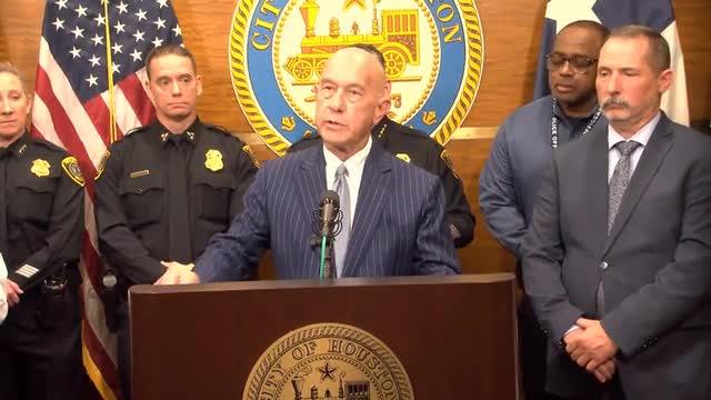 Mayor Turner reveals Houston's $832M police funding plan to boost public safety