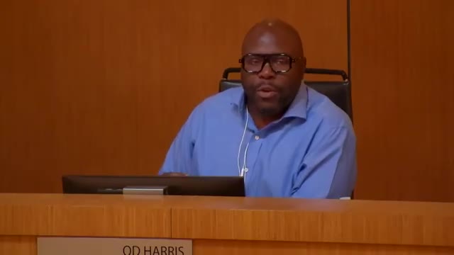 City Council commends budget staff for transparent fiscal responsibility amidst community collaboration