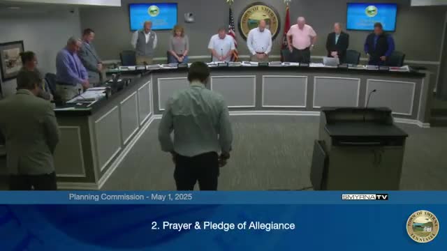 City meeting opens with prayer honoring first responders and public safety