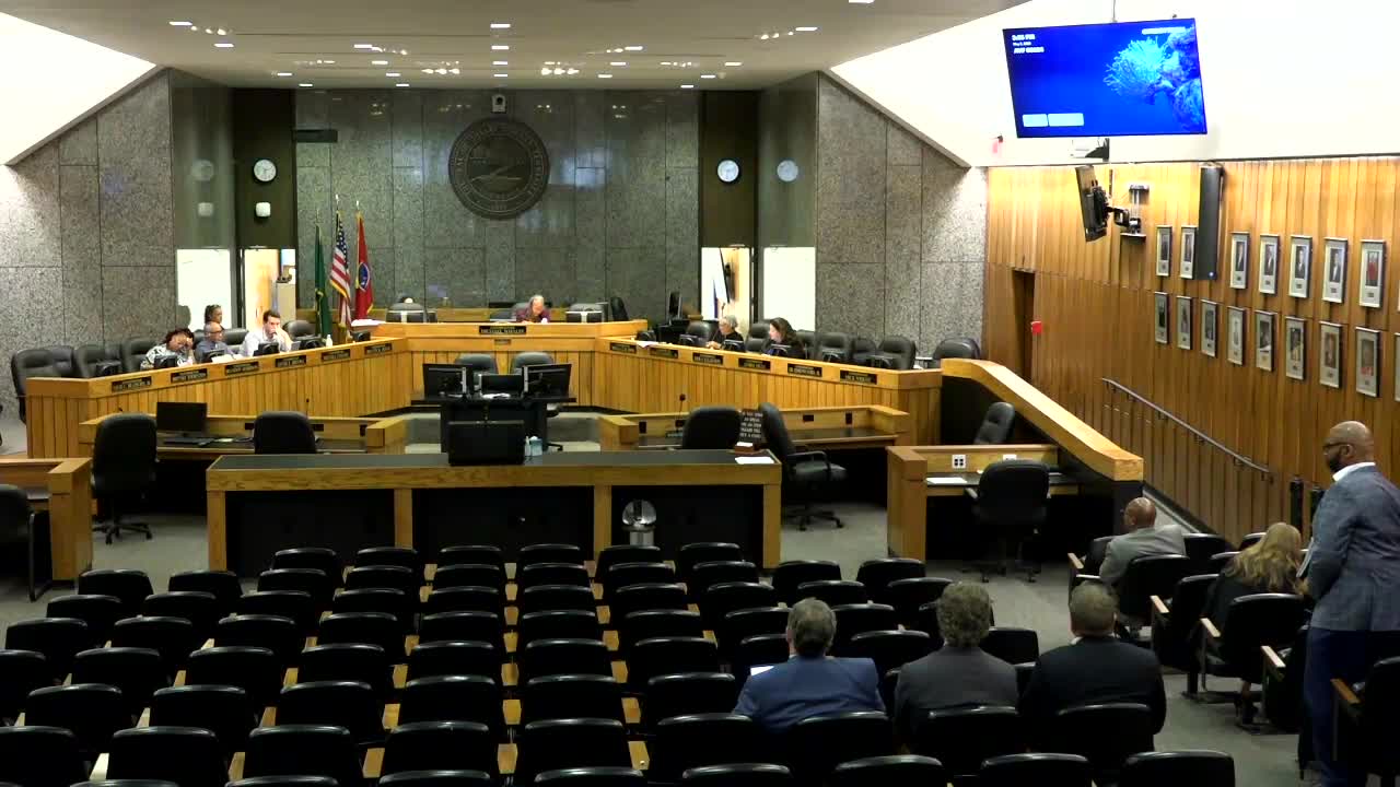 Dexter Washington discusses affordable housing crisis at Memphis Housing Authority meeting