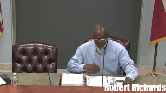 Brookshire finance staff flags $1.1 million gap; council votes to hire outside accounting help