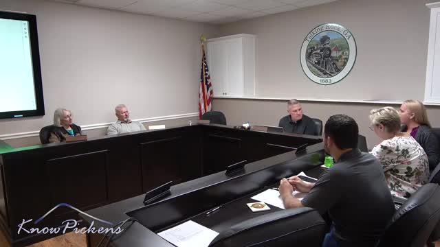 Council accepts April financial report amid questions about a $2,000 volunteers’ dinner entry error