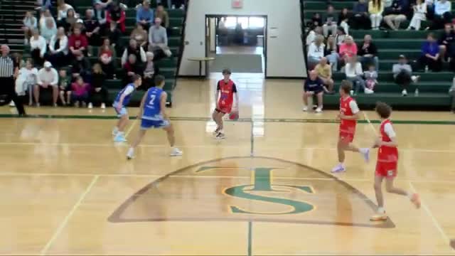 Cruz and Williston lead scoring in high-paced basketball game