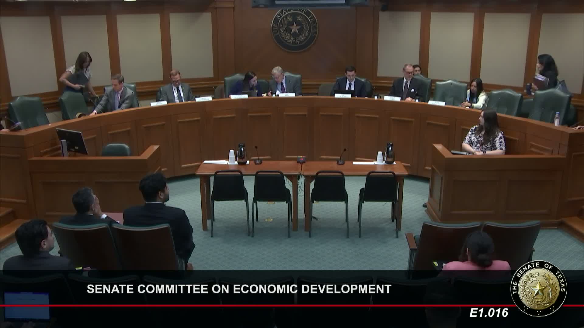 Committee reviews bill to authorize Texas Workforce Commission procurement for vocational rehabilitation