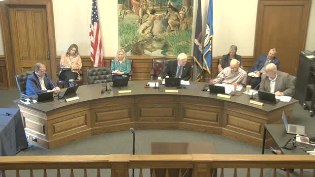 Council agenda includes proposed ban on roosters in city code