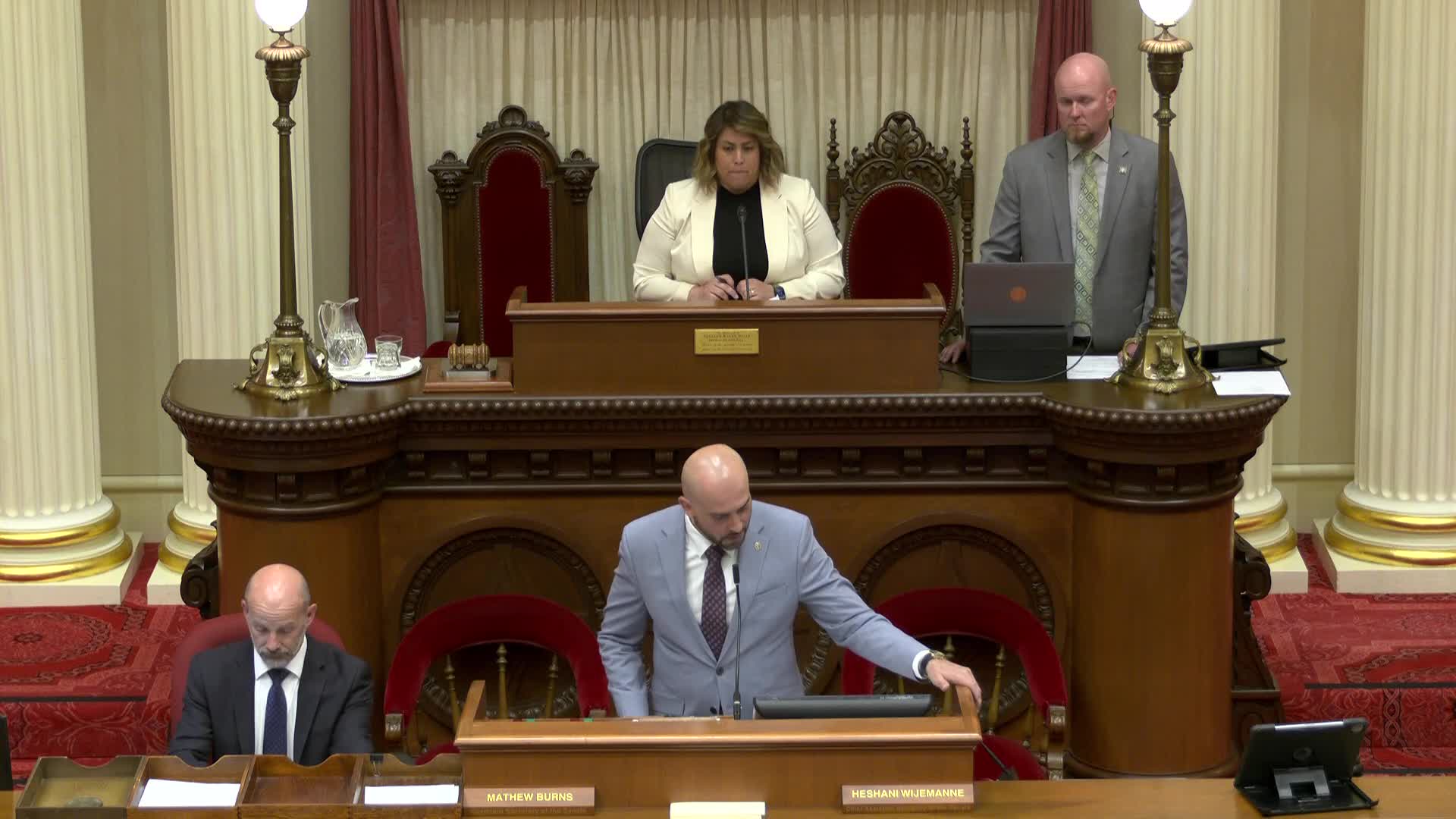 Senate proclaims National Public Works Week, praises infrastructure workers