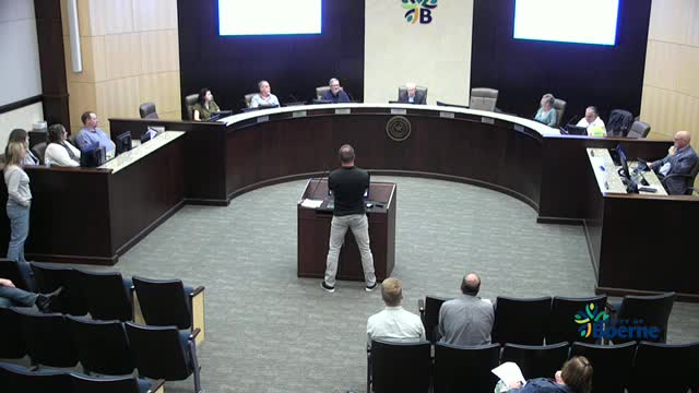 Commissioner proposes traffic flow improvements for new development on Hearth Road