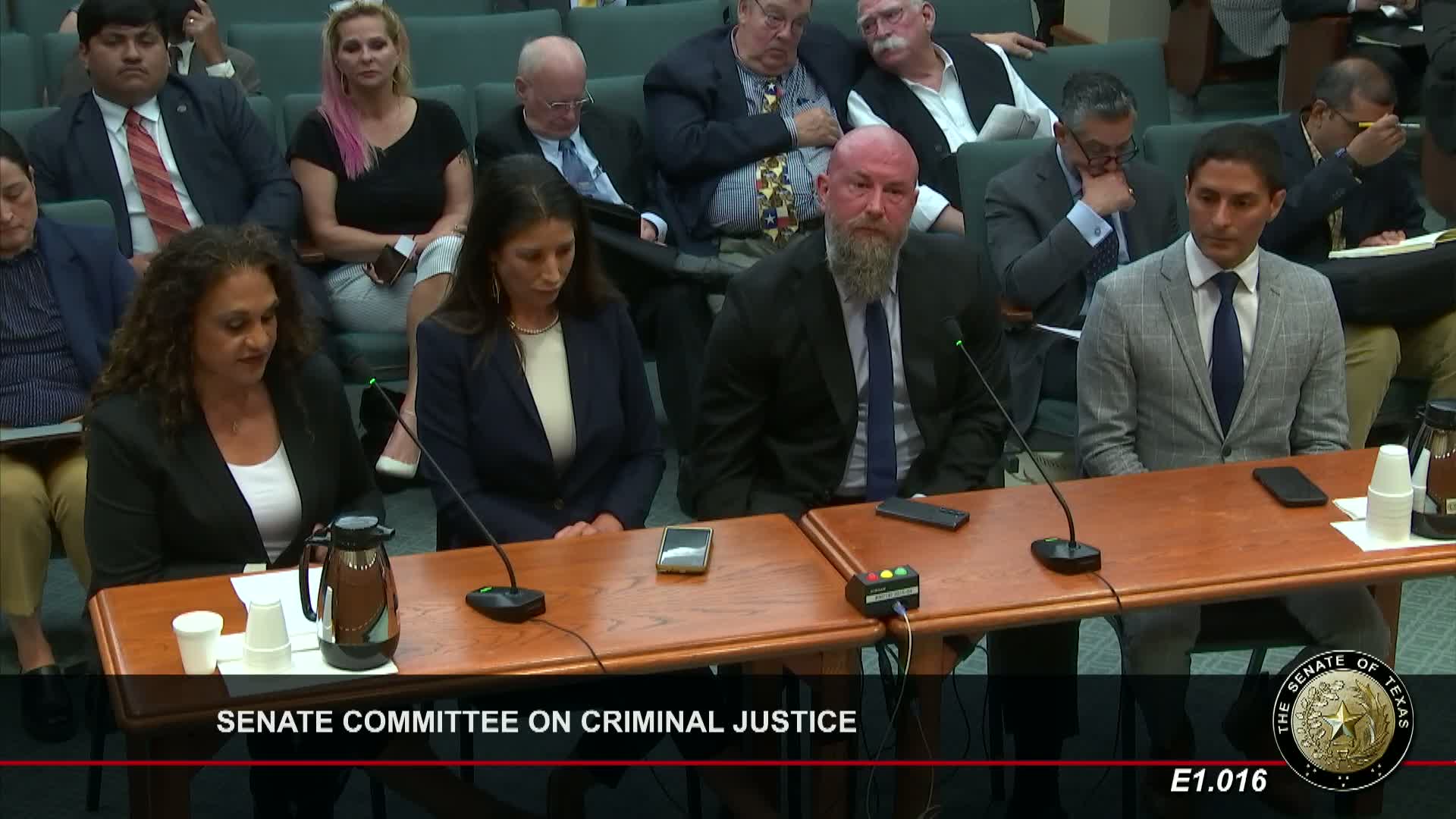 Privacy bill would require warrants before government buys location data from brokers