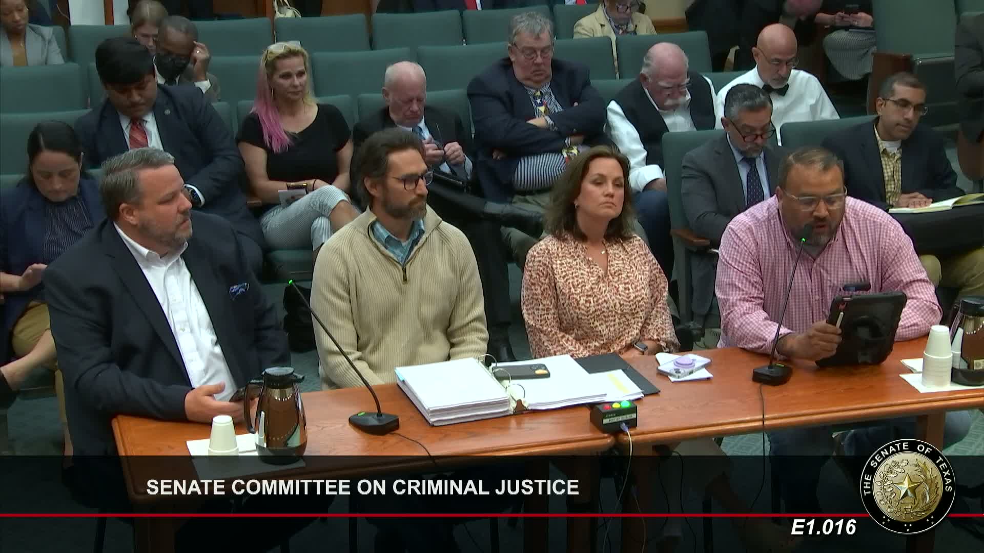 Bill would require expanded de-escalation and crisis training for TDCJ officers after on-duty death