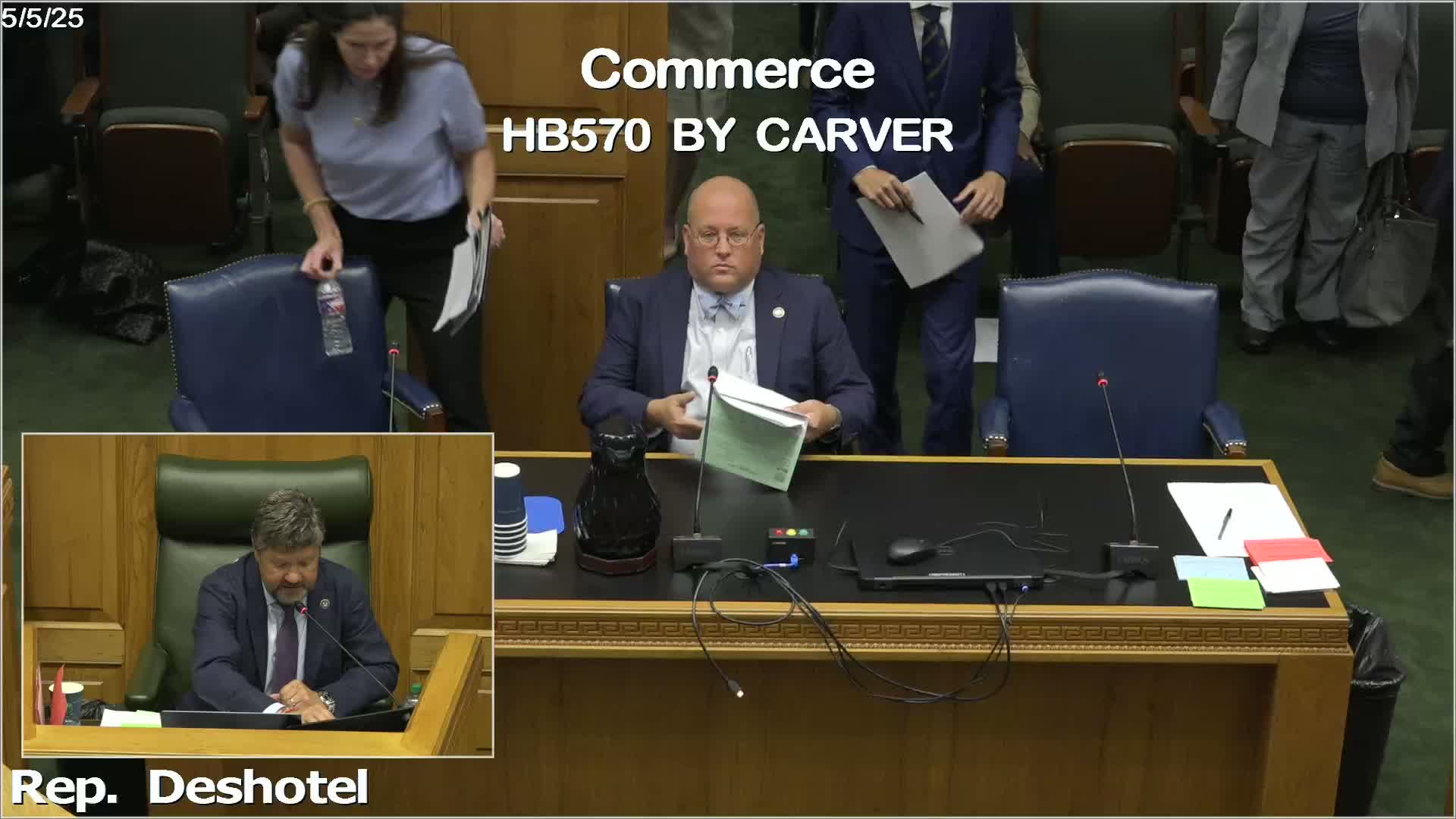 Committee backs app-store age-verification requirement for minors with amendments and implementation delay