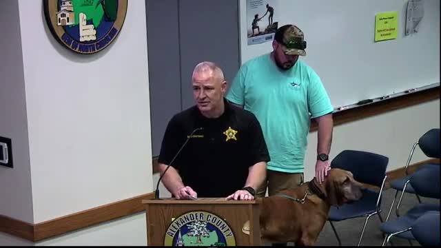 Veil Elementary School bids farewell to retiring police canine Otter