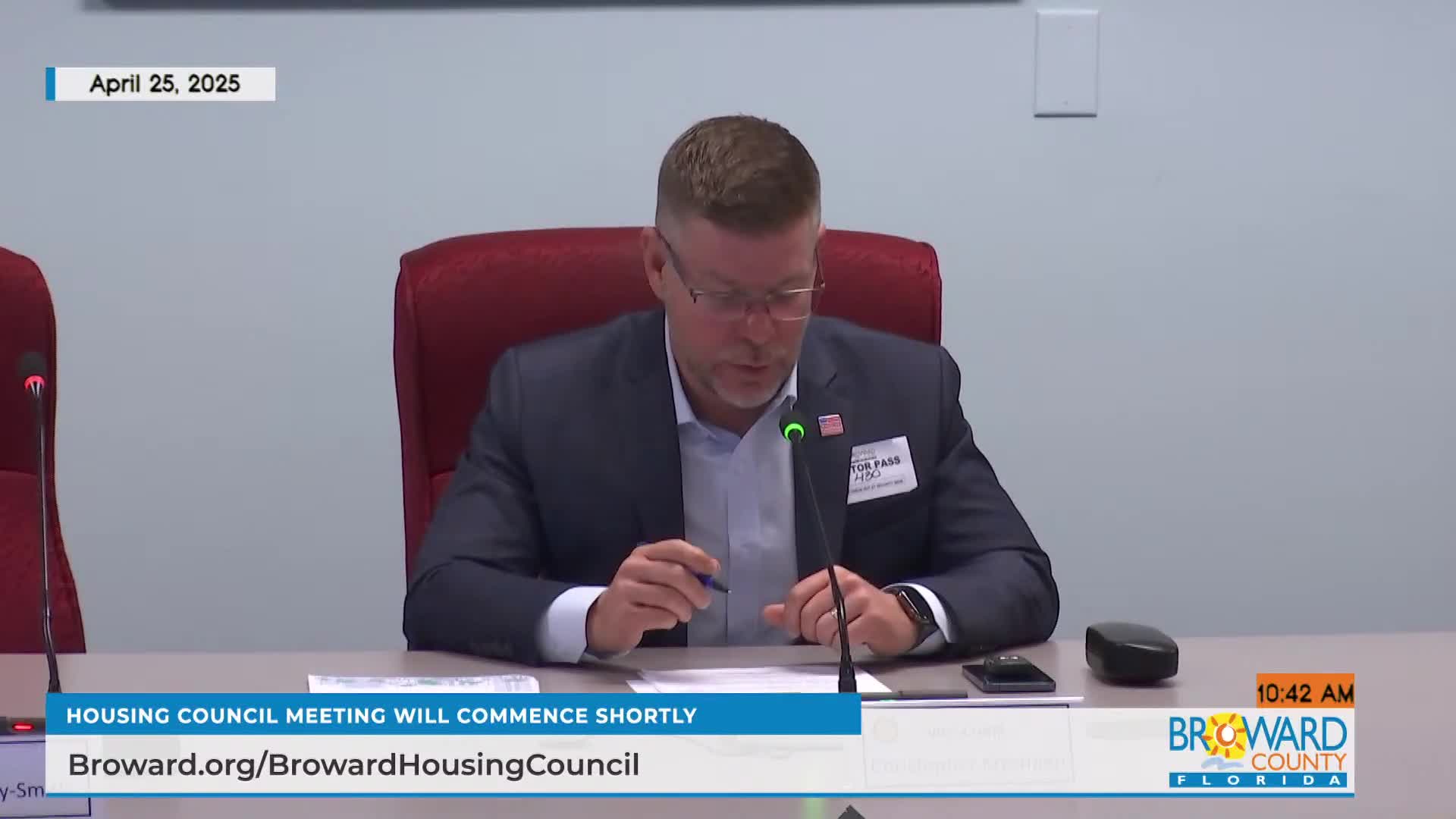 Housing Council approves annual report, bylaws amendments and elects new officers
