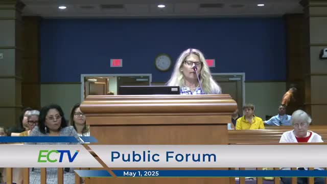 Residents urge caution on Escambia County Flex transit pilot, saying paratransit access is unclear