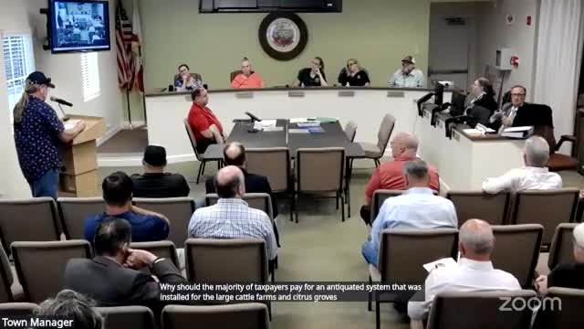 Loxahatchee Groves residents demand action against illegal RVs and neighbor violations