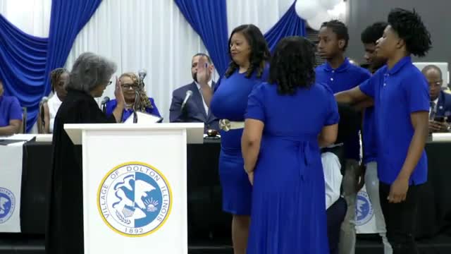 Kiana Belcher sworn in as trustee for Dalton Village in Cook County