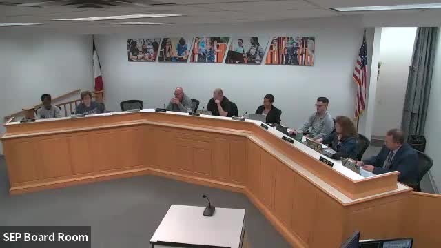 MidAmerican Energy presents $348K rebate for Southeast Polk middle school energy efficiency