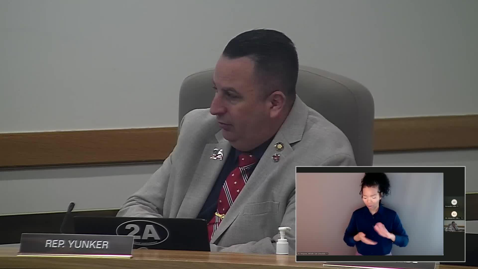 Oregon Senate committee discusses cannabis bill for growers and manufacturers