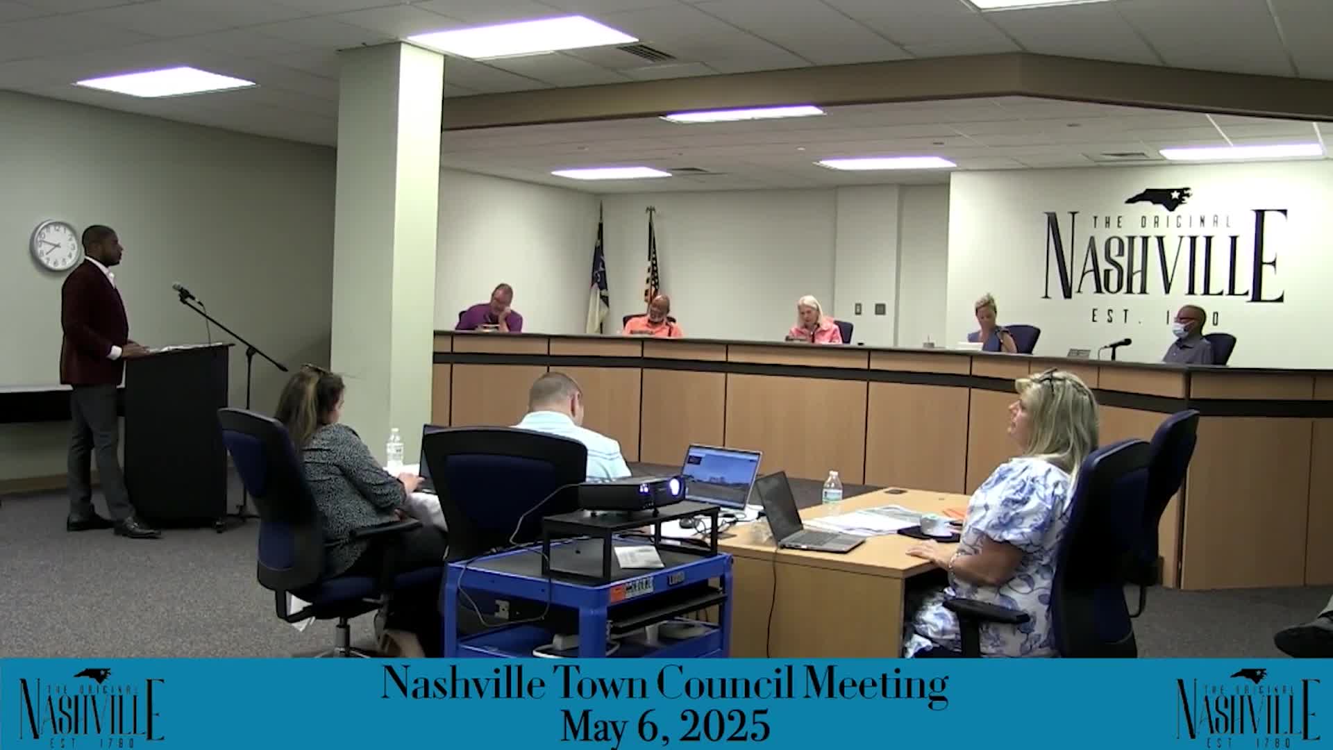 Nashville Town Council considers property extension amid development delays
