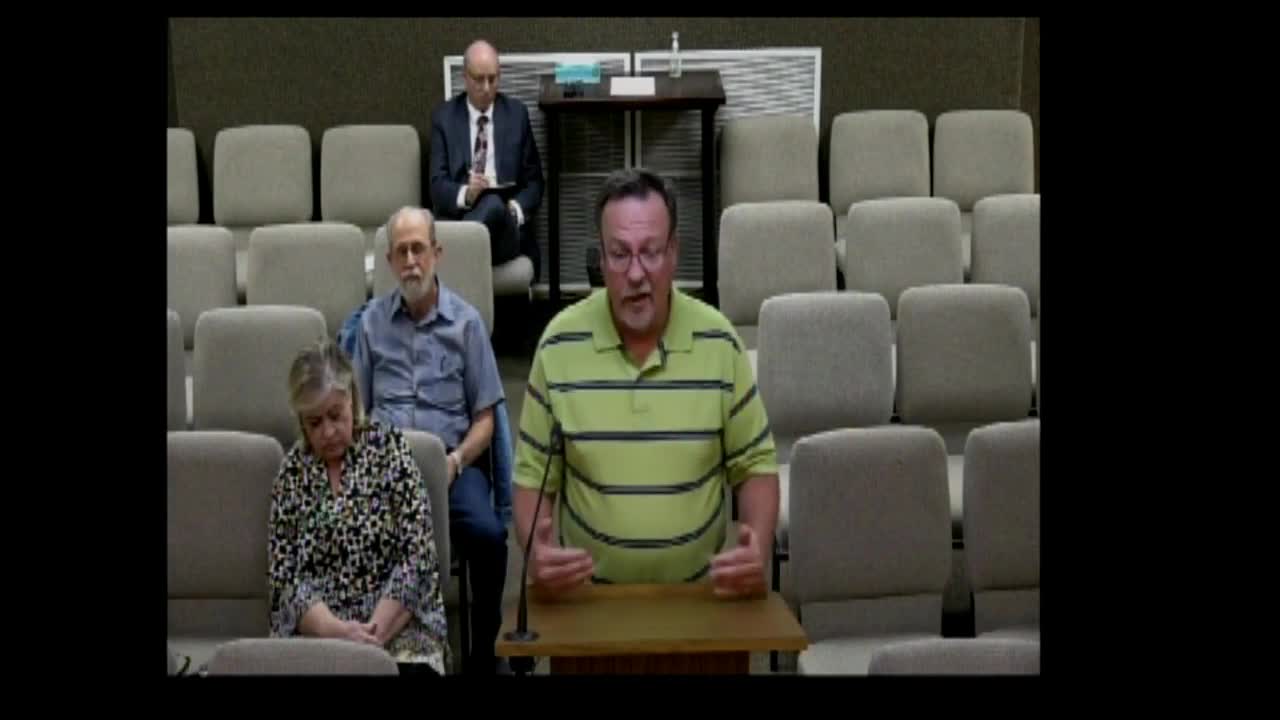 City board reviews compliance issues for controversial 25-foot building proposal
