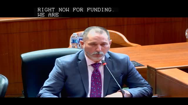 City Council discusses pay increases to attract young police officers and reduce stress