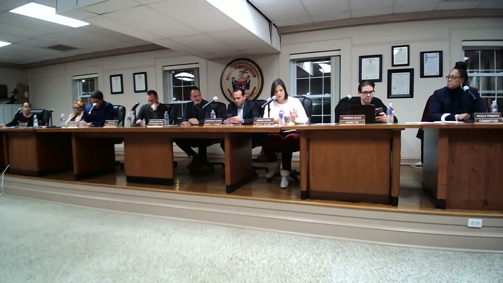 Pennsauken Committee highlights holiday events, library programs and Jan. 1 yard‑debris change