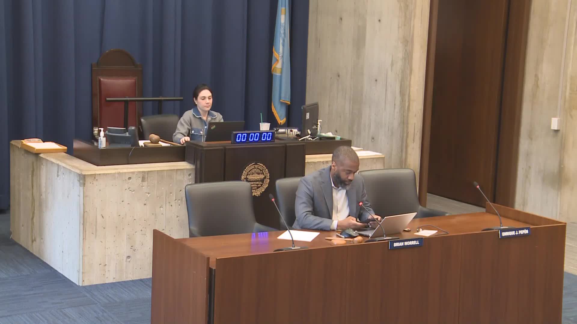 Boston Council discusses traffic delays and mental health services for new students
