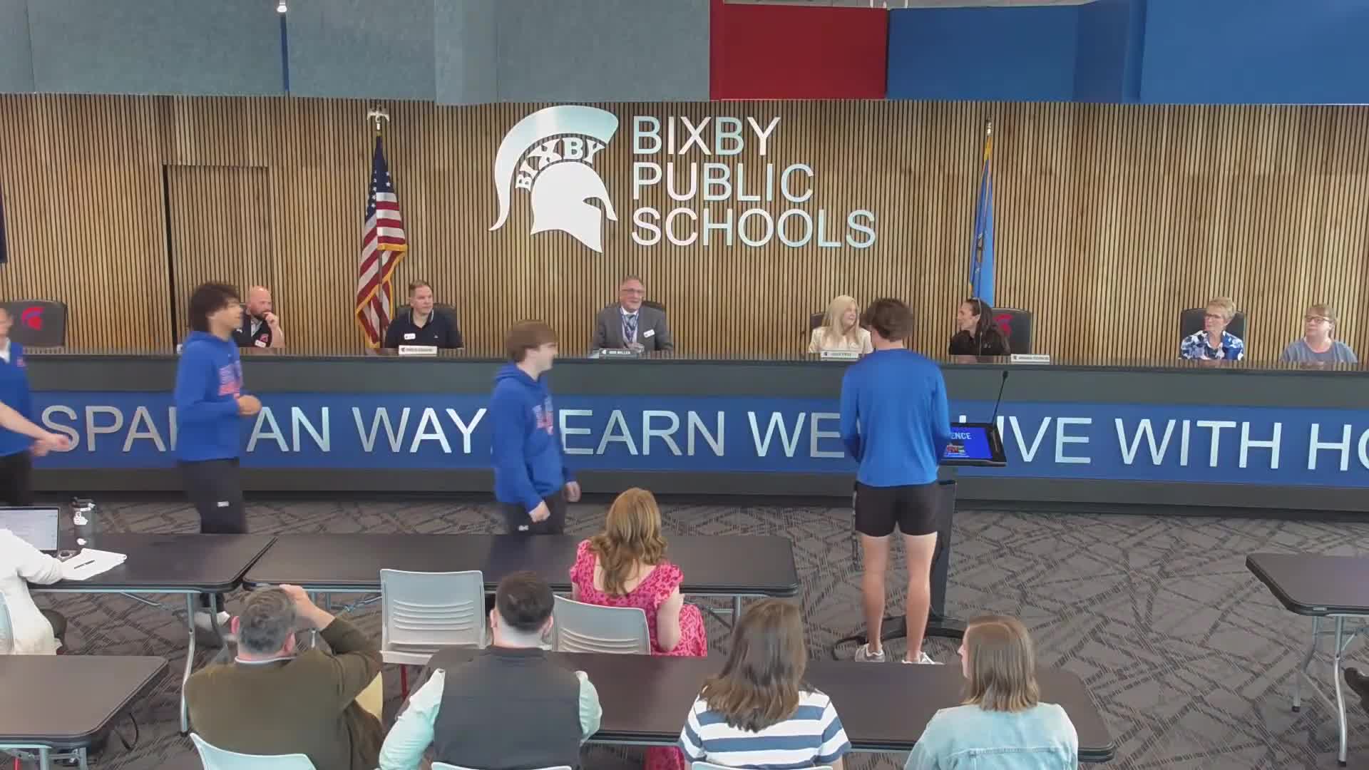 Bixby High School honors basketball team for successful season and record-breaking performance