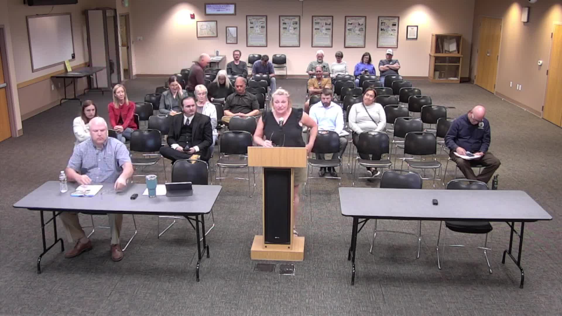 Rockford Bay residents advocate for local commercial development amid community growth concerns