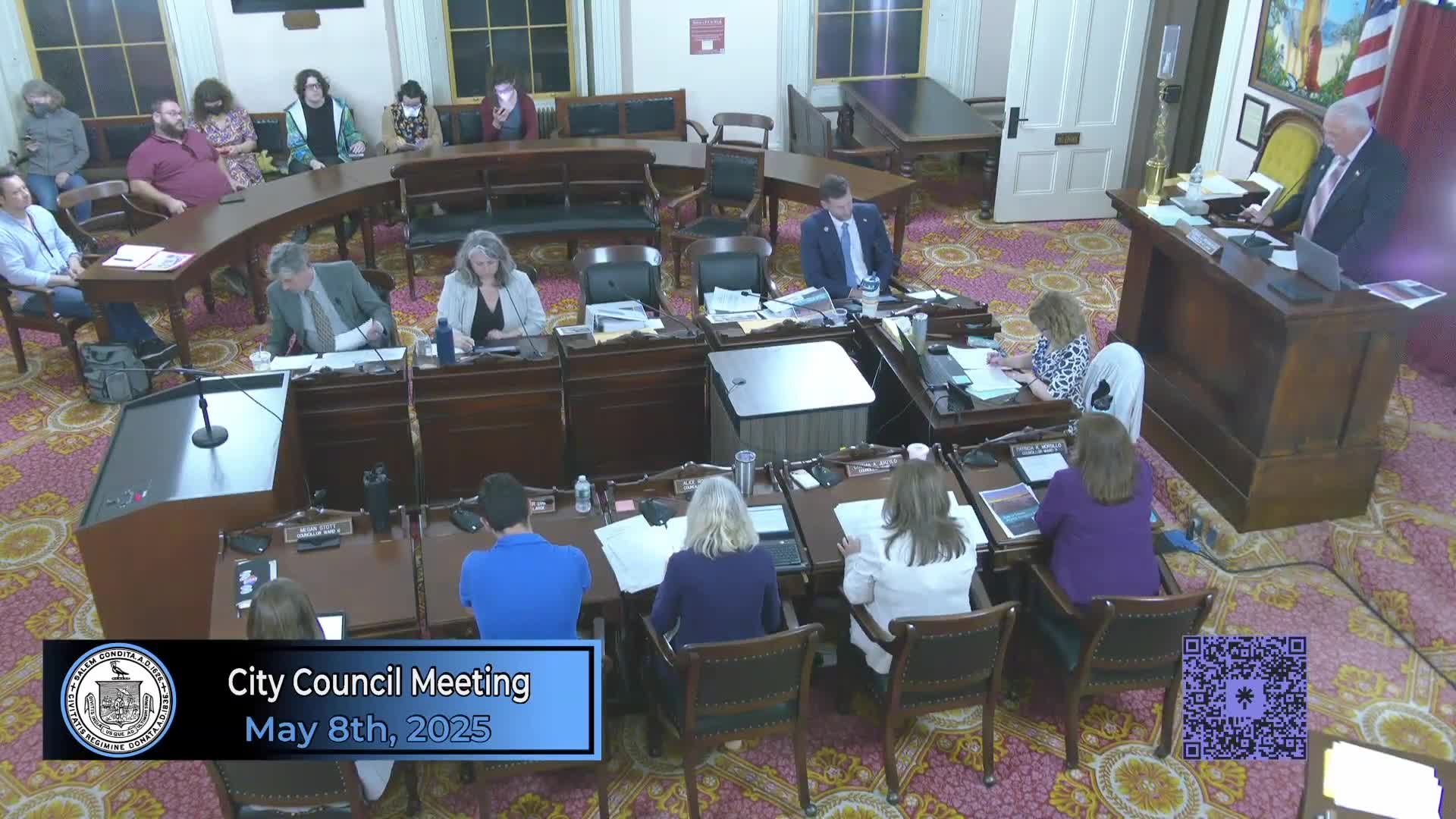 Salem Council debates traffic ordinances for tour buses and resident parking on Blaney Street
