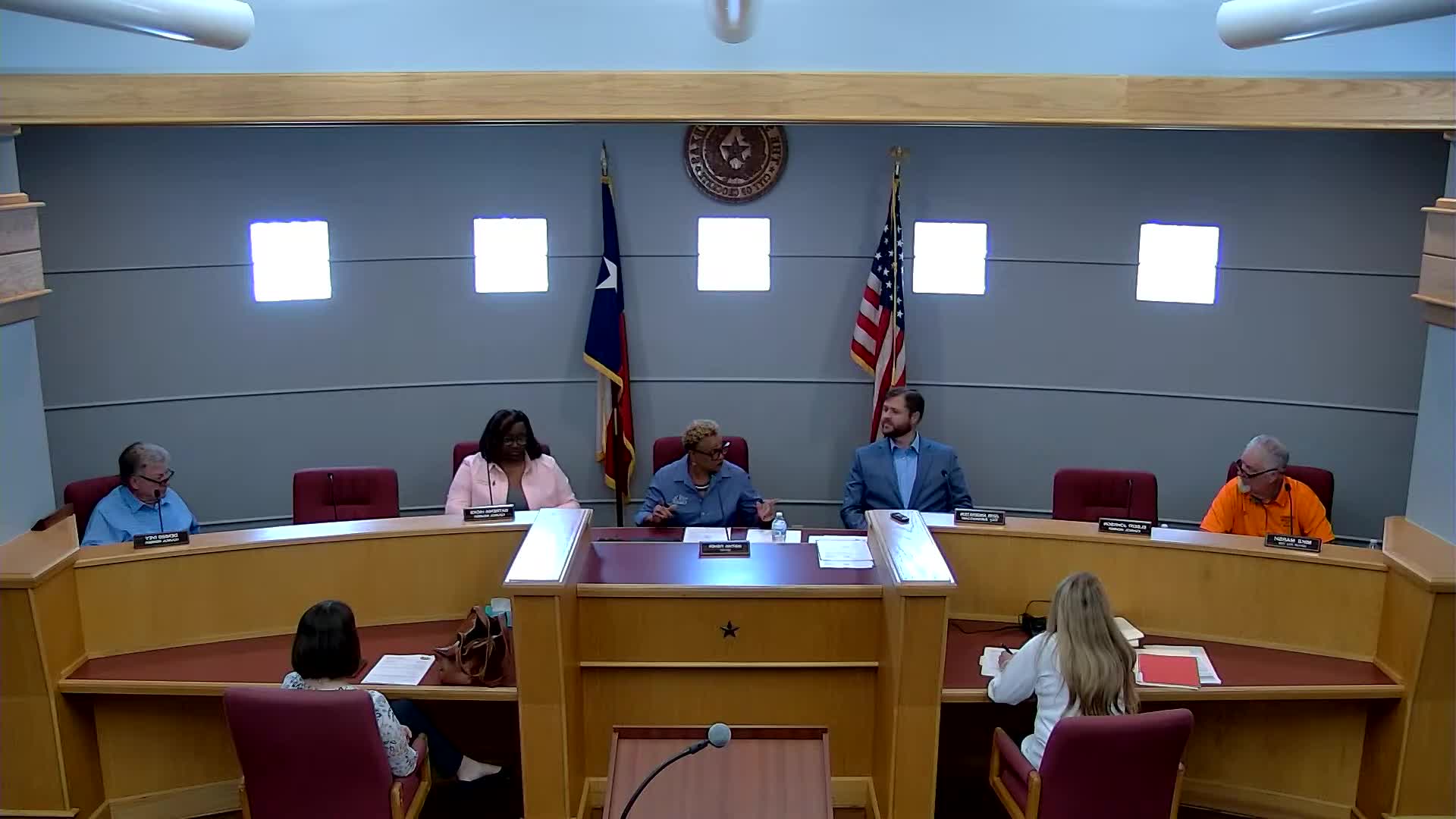 Crockett council canvasses election returns, approves mayoral runoff and administers oaths to new members