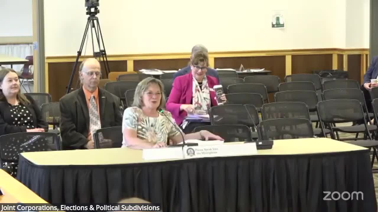 Legislative committee asks staff to draft bill tightening public records rules, expanding ombudsman authority