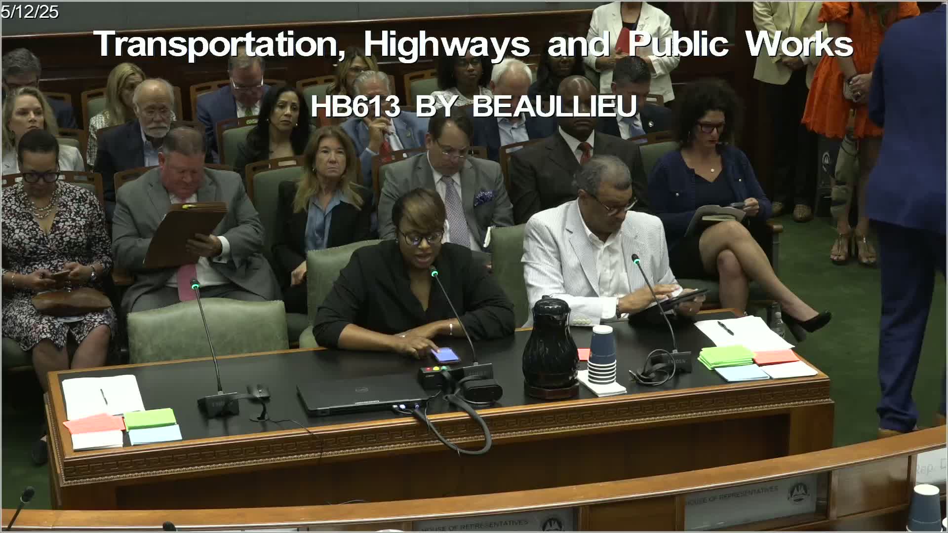 Iberia Parish Council opposes House Bill 613 impacting local airport control