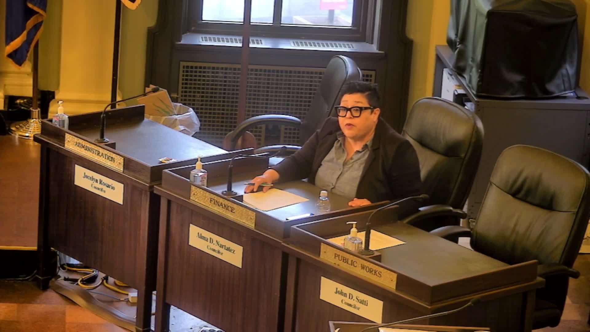 New London Council urges unified finance director for budget clarity
