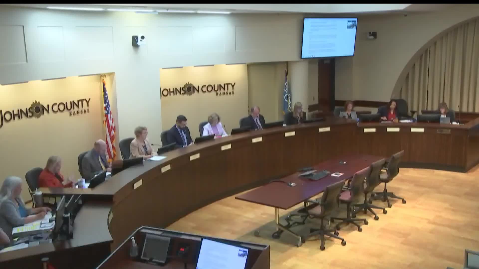 Board approves $2.79 million contract to buy 10 ambulances for MedAct amid rising call volume and costs