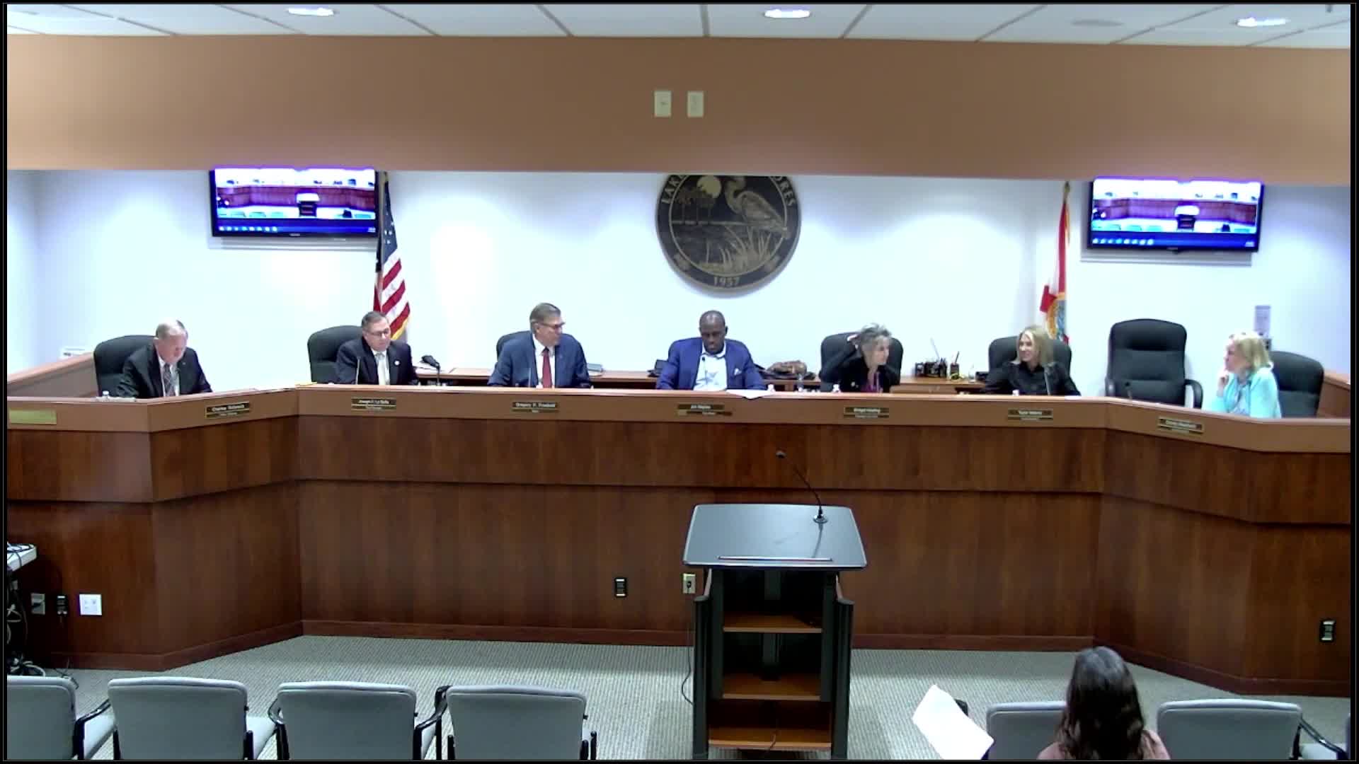 Town Council approves first reading of noise ordinance targeting jet skis and wave runners