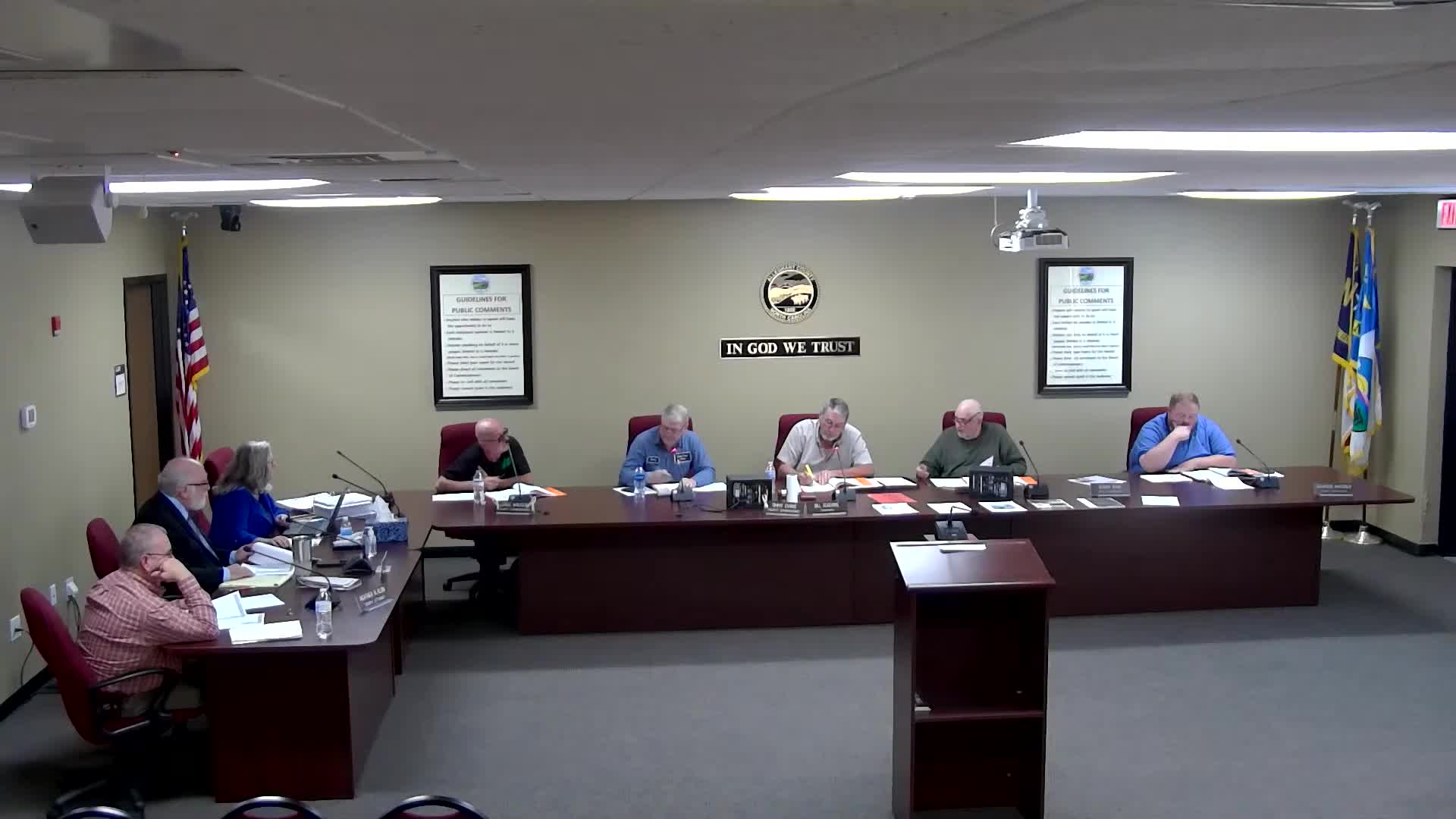 City Council votes to defund police department and sheriff's department