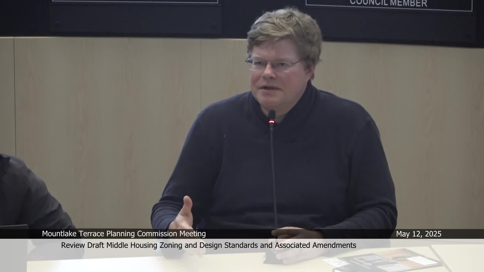 City Planning Committee revises cottage housing regulations for enhanced access designs