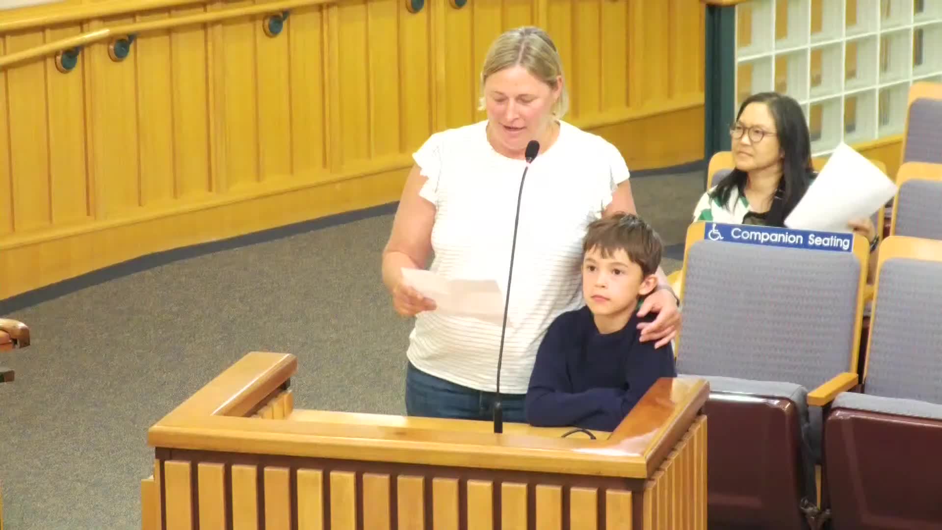 Mountain View City Council urged to approve Ridwell's recycling pilot program