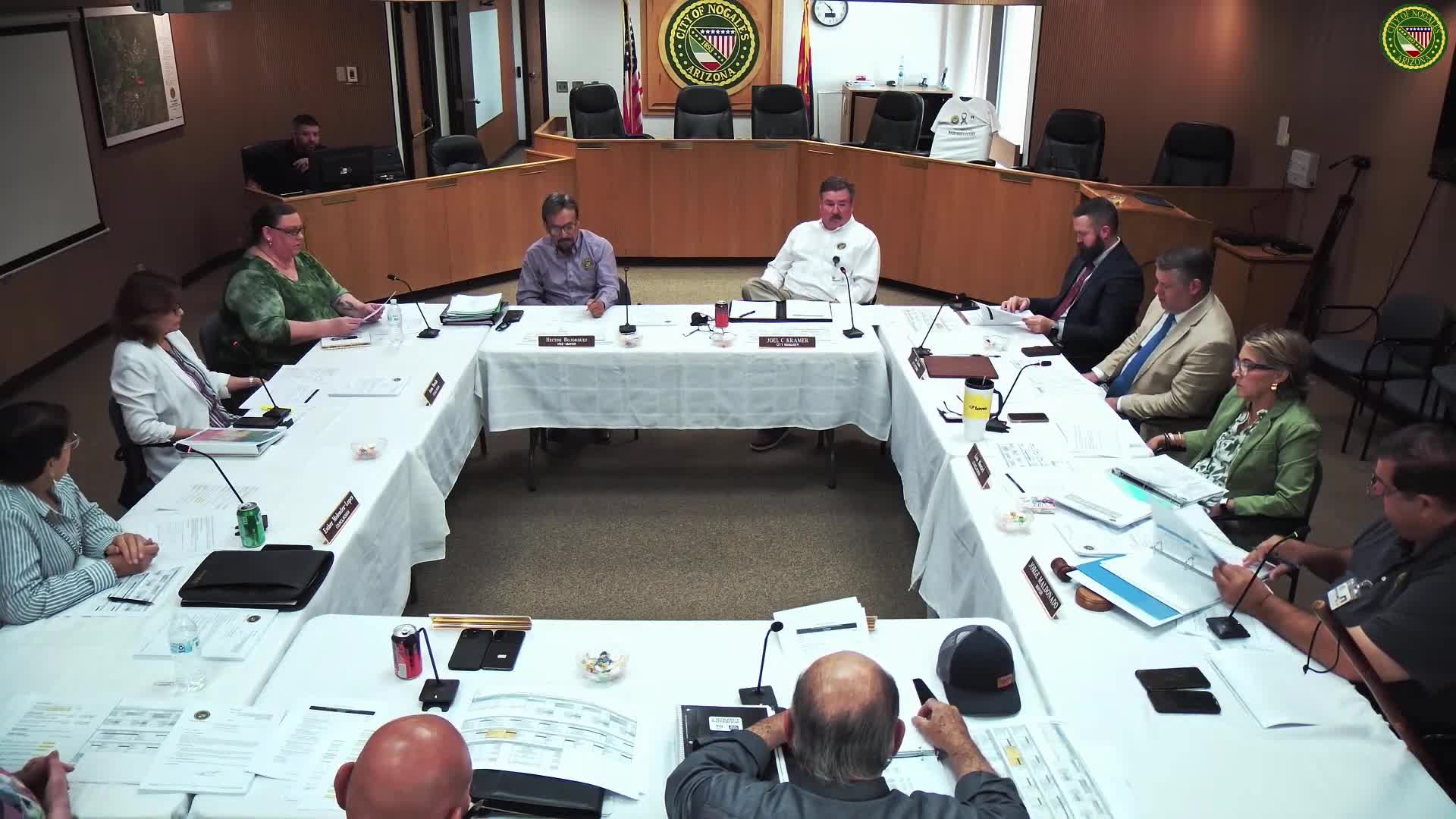Nogales city council addresses business licenses and compliance for new enterprises