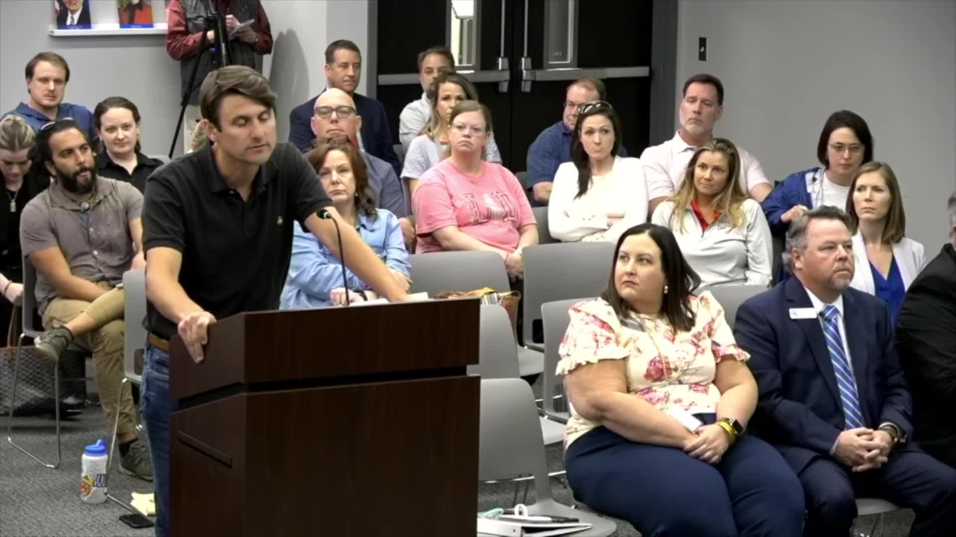 Parent advocates mold testing and improved communication in Oconee school district