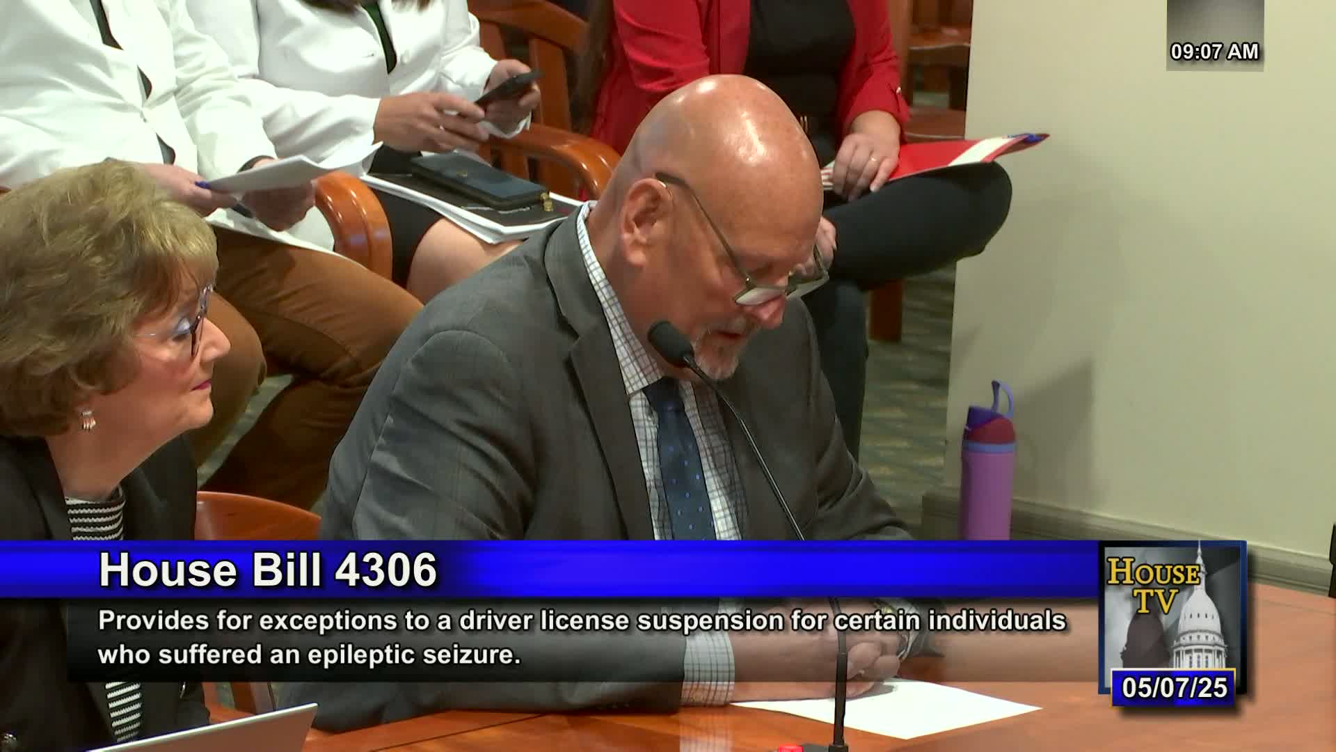 Michigan lawmakers propose bills easing license suspensions for drivers with epilepsy