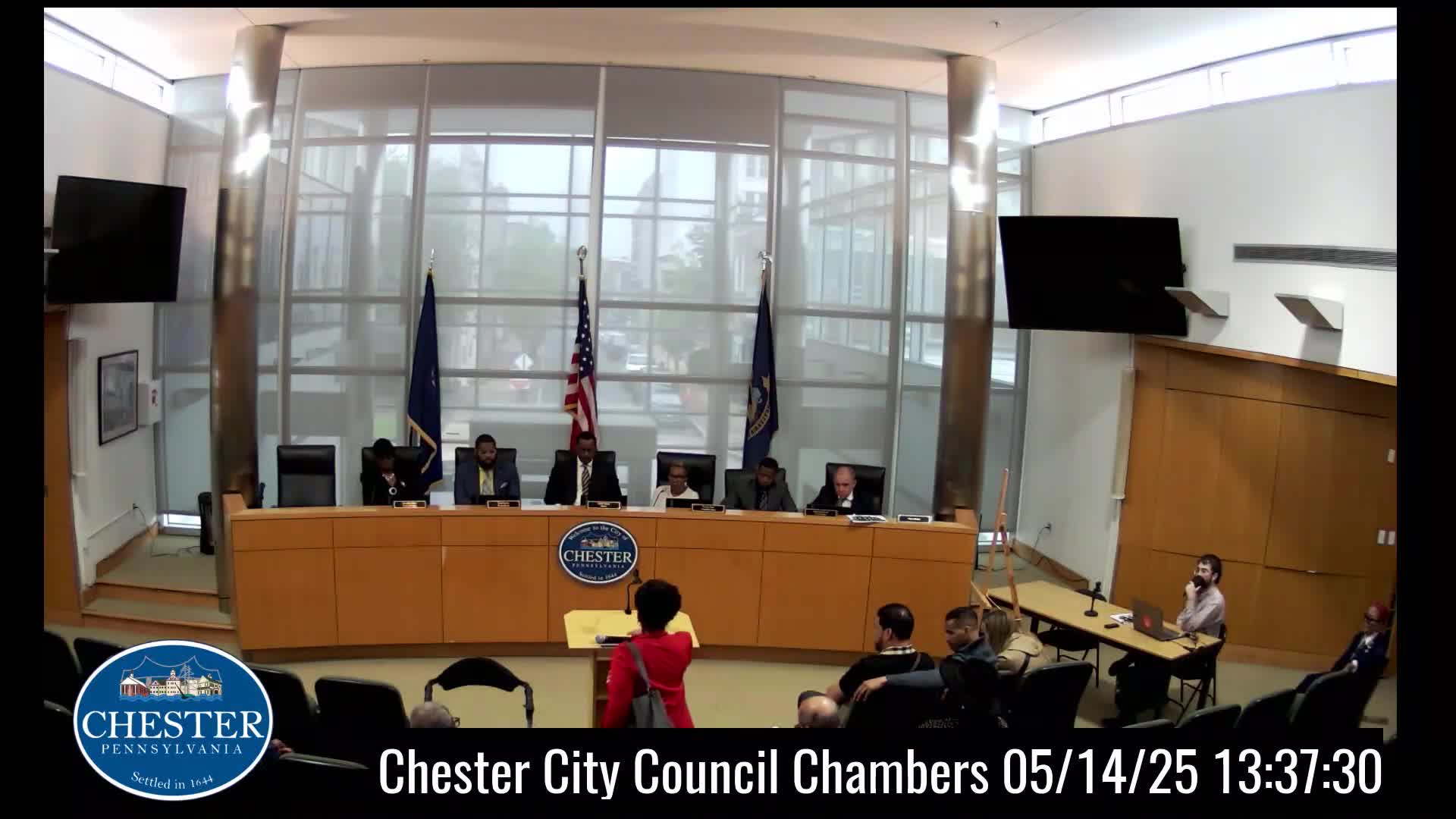 Highland Gardens residents express concerns over loitering and community safety
