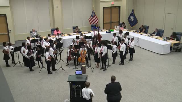 LW Conder Magnet School Celebrates Success of Superstar Strings Program in Columbia
