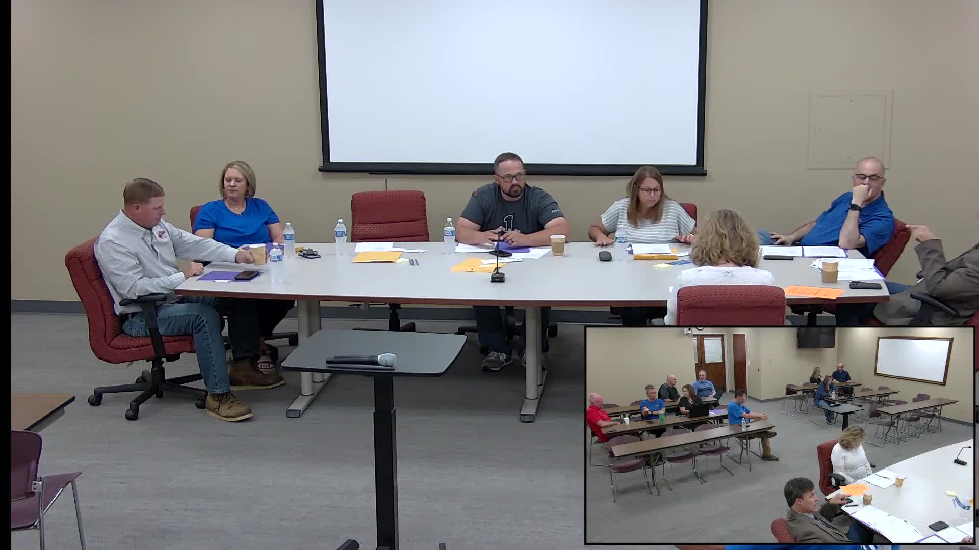 Local Church Hosts Graduation Prayer Meeting for Community Support