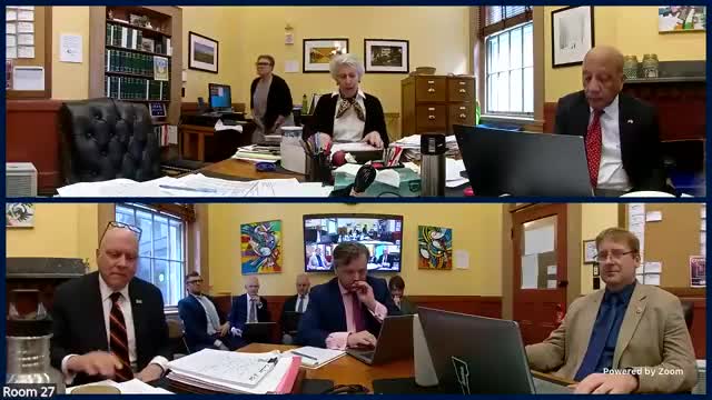 Committee advances draft to change cannabis fund flows, add social-equity priority for showcase permits