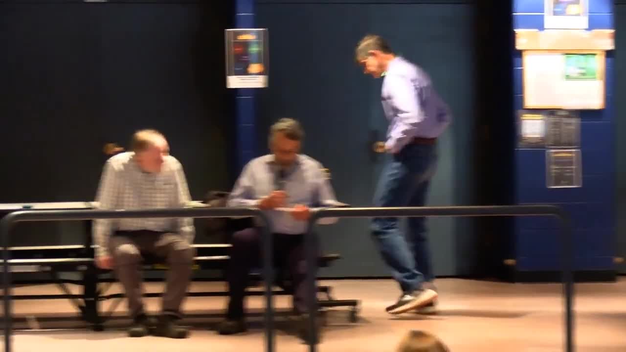 Expert explains methods to measure well water levels and pump efficiency