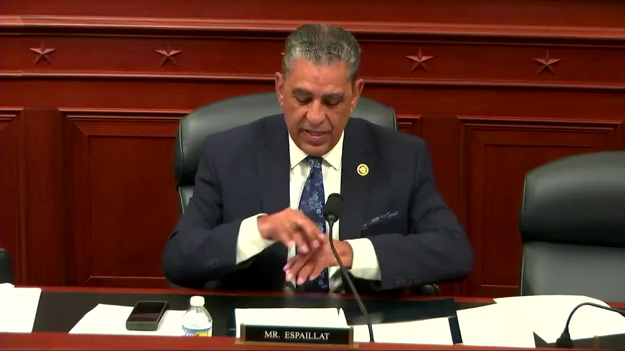 Congress debates childcare policy amendment amid rising costs and bipartisan concerns