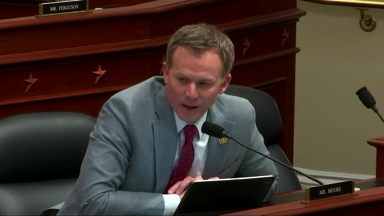 Congressman debates tax policy impact on working Americans during budget hearing