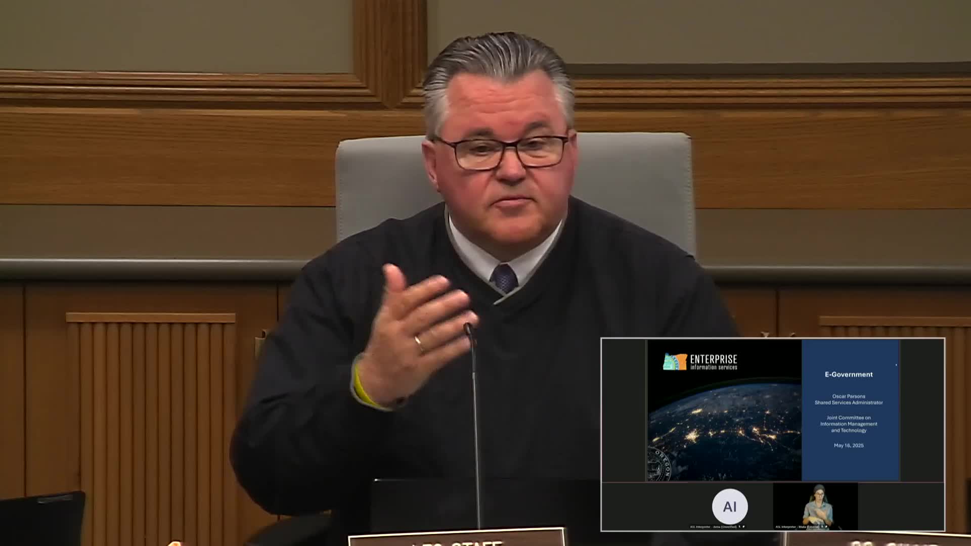 Oregon officials review e-government portal program, vendor funding and data practices