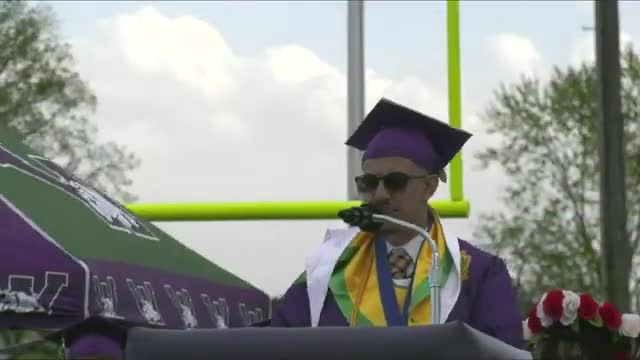 Speaker highlights life lessons learned from experience over traditional education